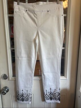 Chico's White Embroidered Ankle Pants